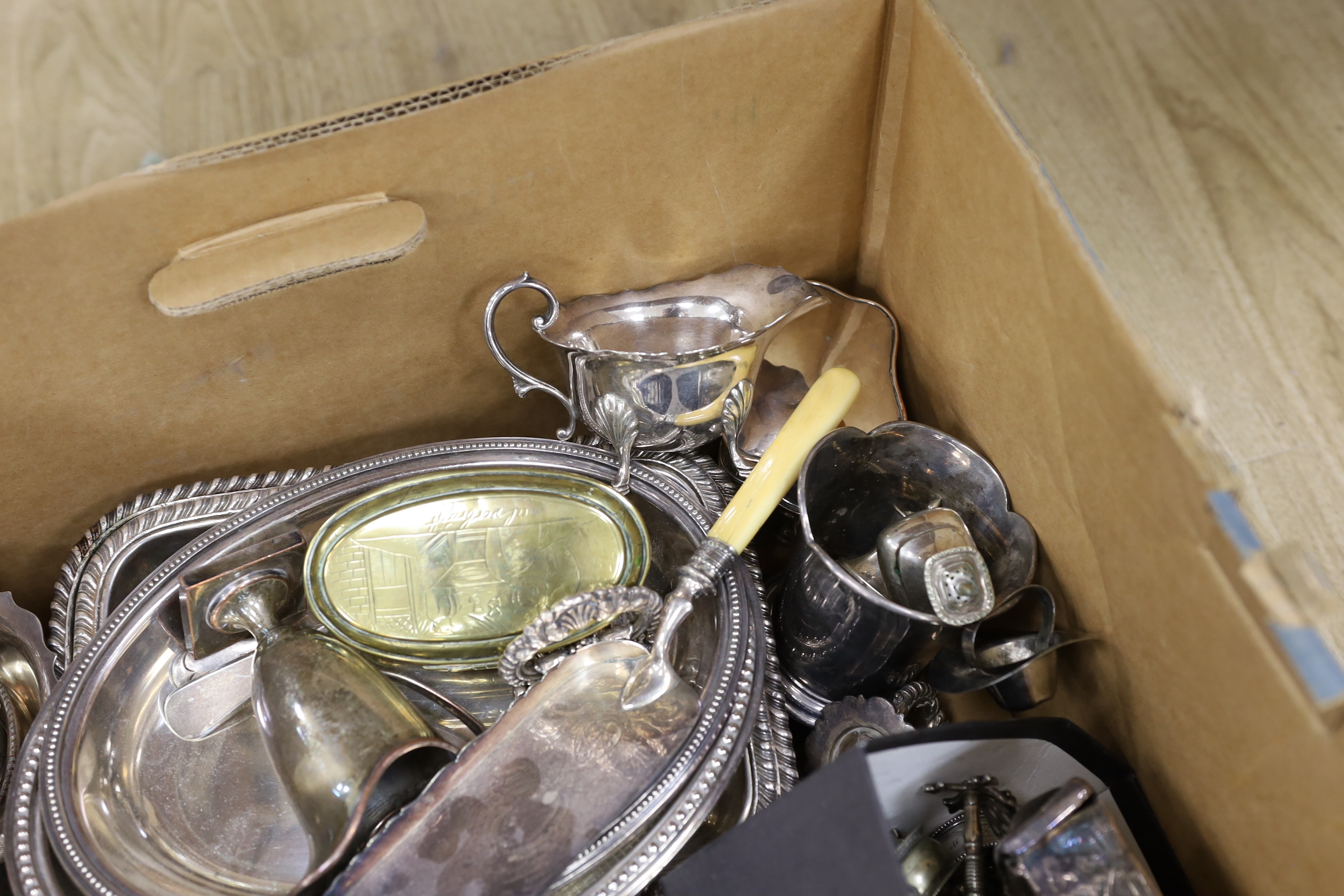 A collection of mixed plated ware